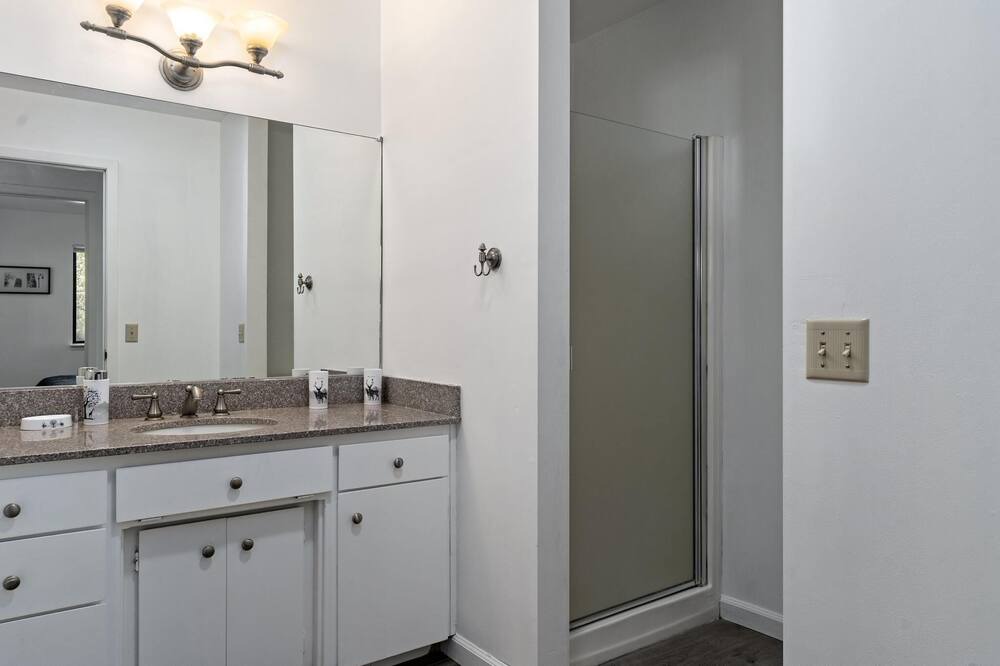 Photo of Bathroom in Rough and Ready