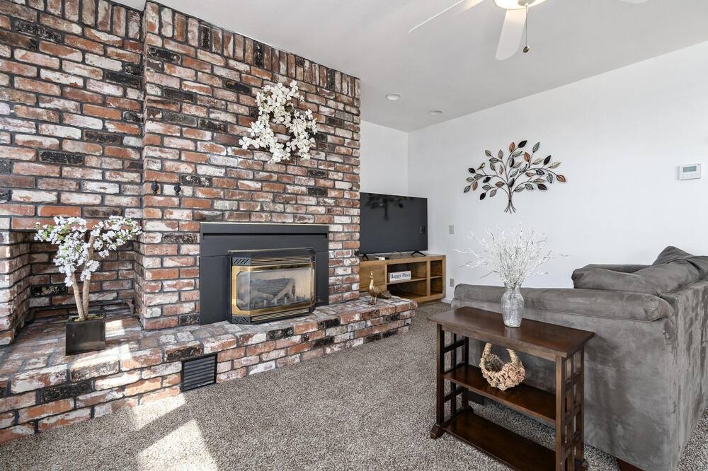 Photo of Livingroom in Rough and Ready
