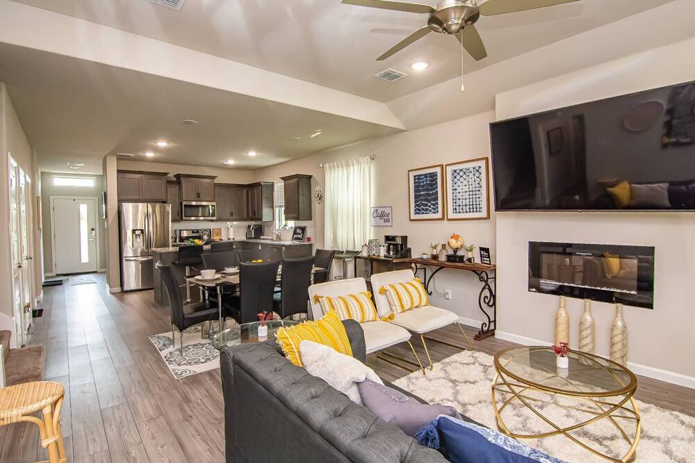 Photo of Bedroom in Royse City