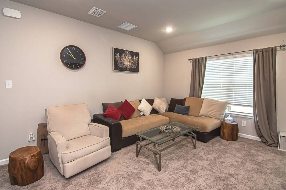 Photo of Bedroom in Royse City