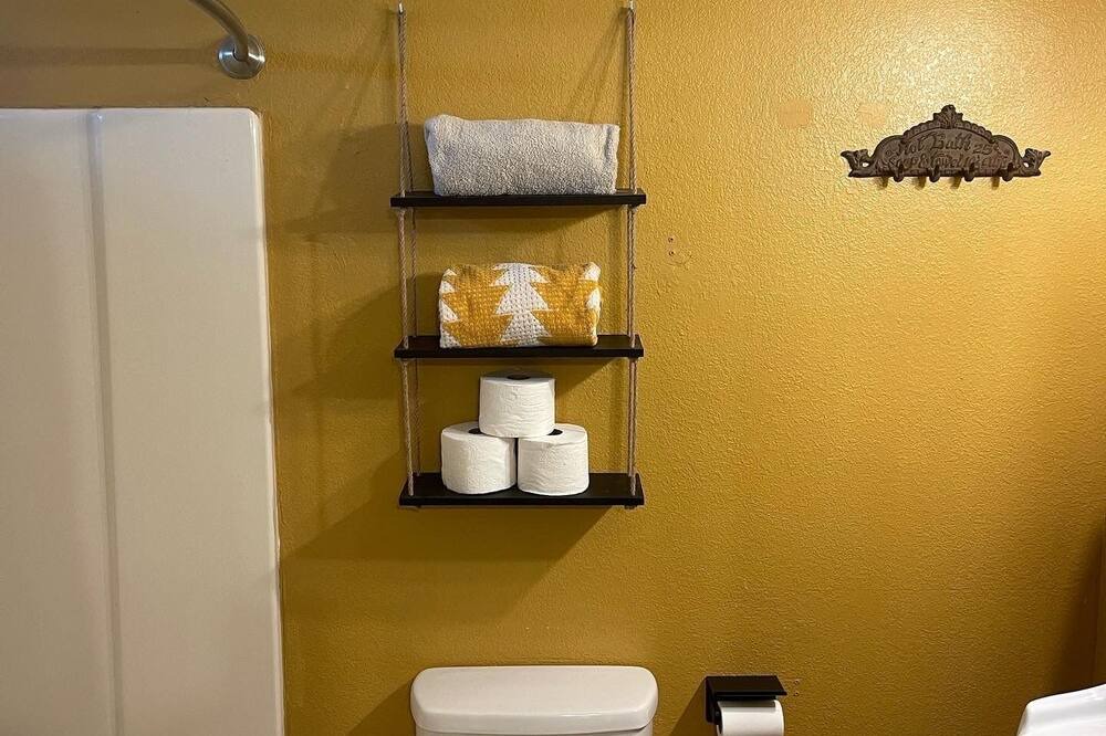 Photo of Bathroom in White Mountains