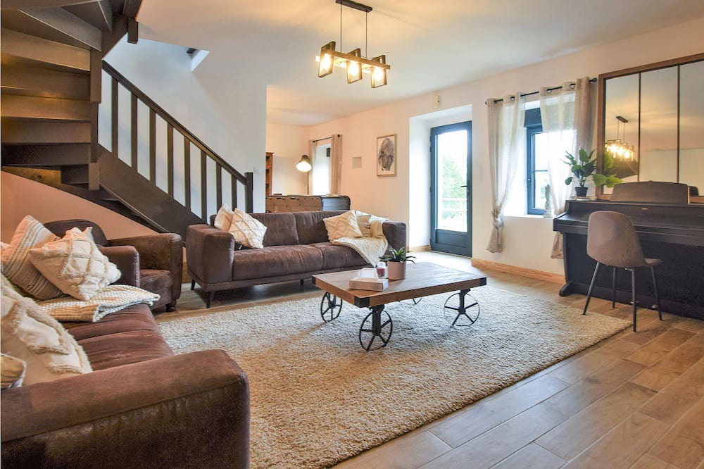 Photo of Bedroom in Le Gast