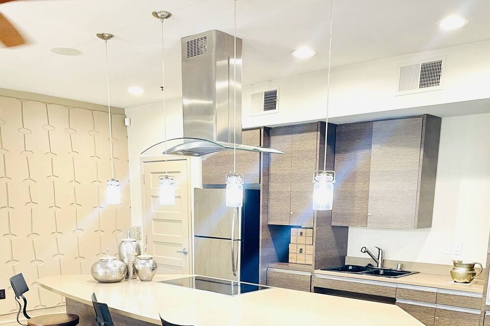Photo of Kitchen in Knox - Henderson