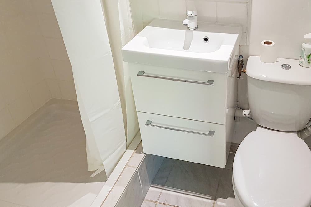 Photo of Bathroom in Chervettes