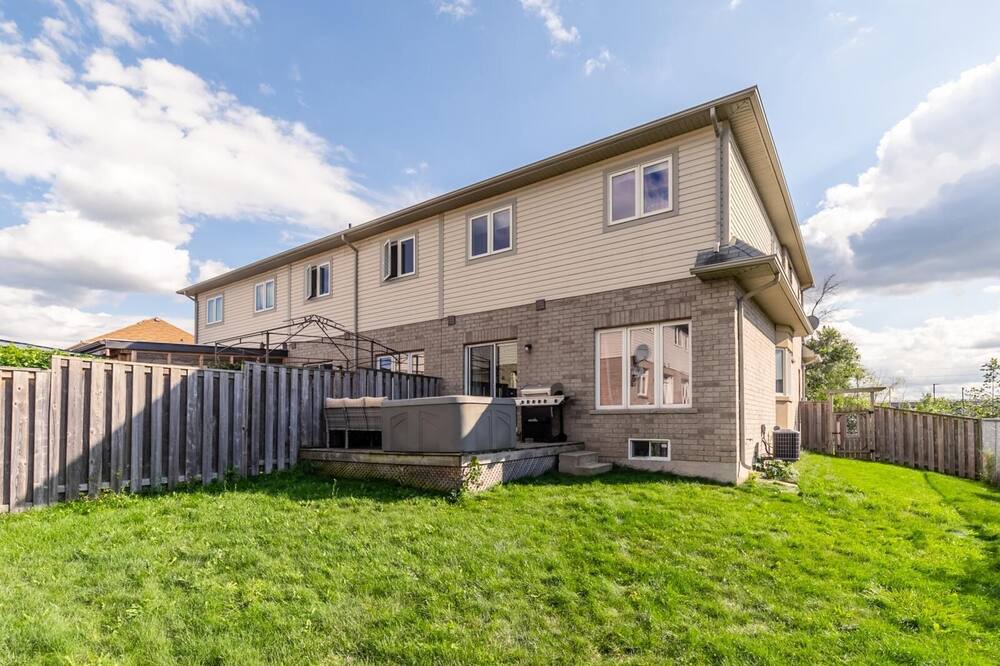 Photo of Outdoor in Stoney Creek
