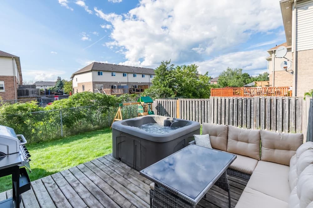 Photo of Patio Balcony in Stoney Creek