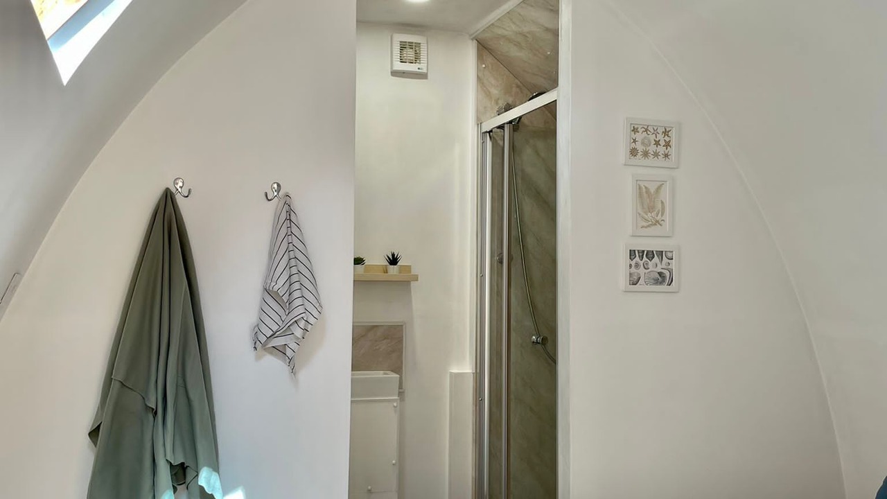 Photo of Patio Balcony in Holworth