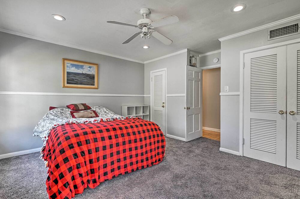 Photo of Bedroom in Brownwood