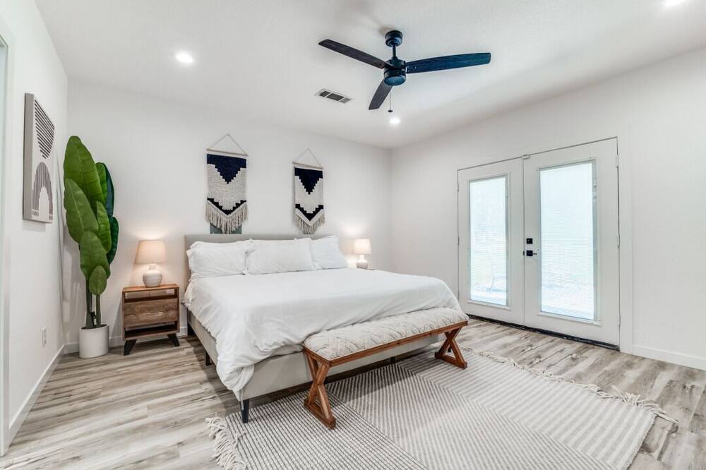 Photo of Bedroom in Grapevine