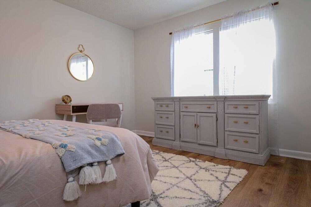 Photo of Others in Fortson