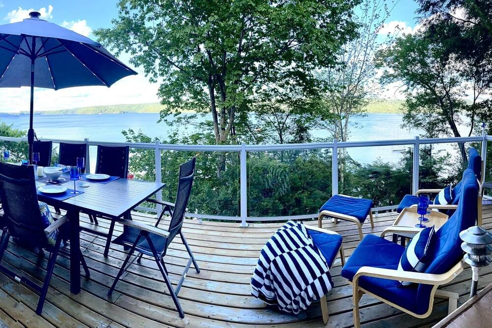 Photo of Patio Balcony in Mansonville
