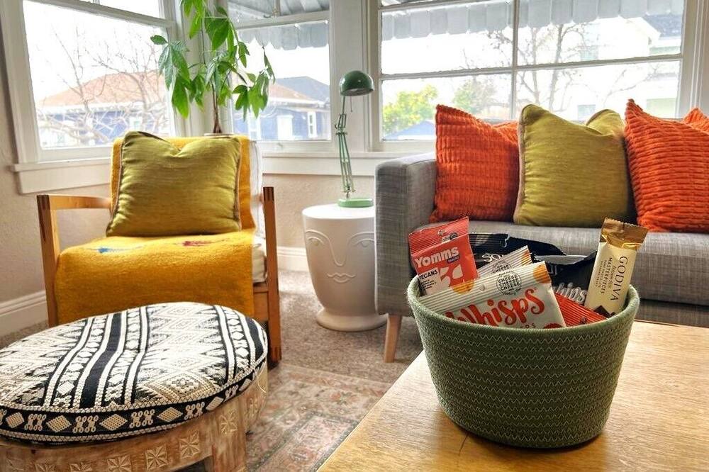 Photo of Others in West Alameda