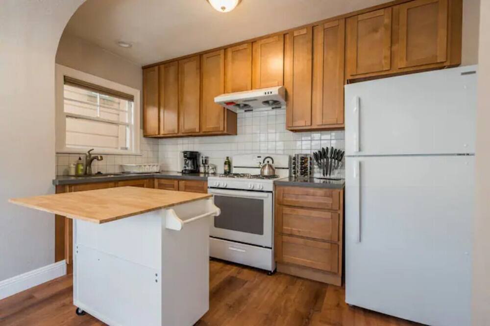 Photo of Kitchen in West Alameda