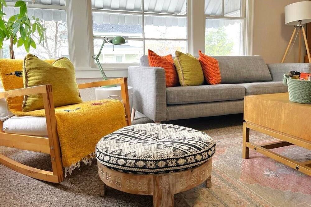 Photo of Others in West Alameda