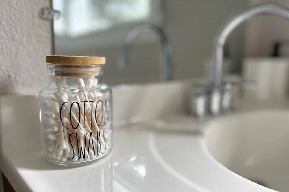 Photo of Bathroom in West Alameda