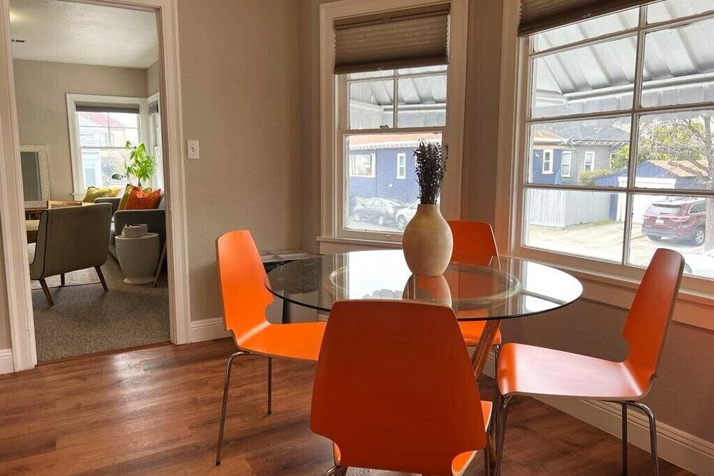 Photo of Others in West Alameda