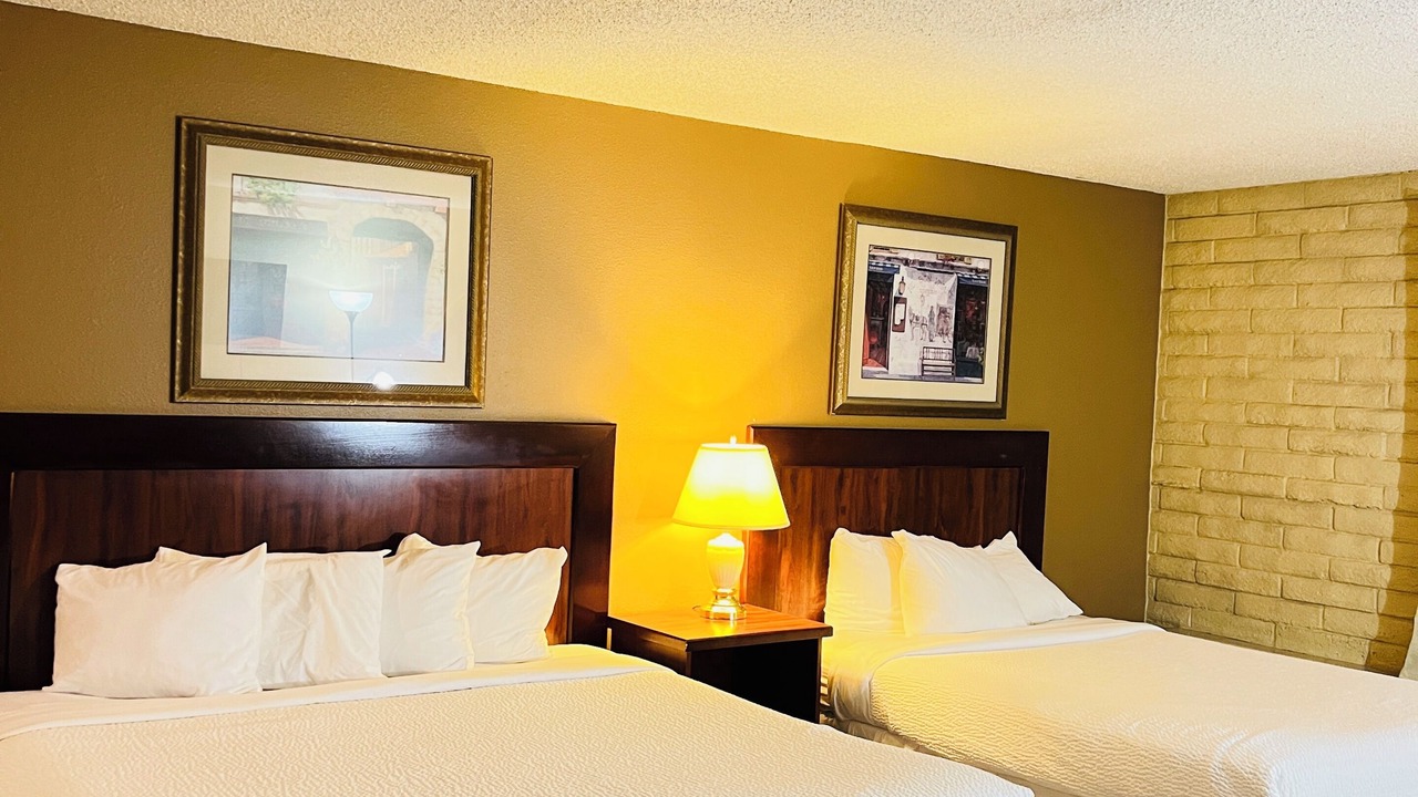 Photo of Bedroom in Canyonville