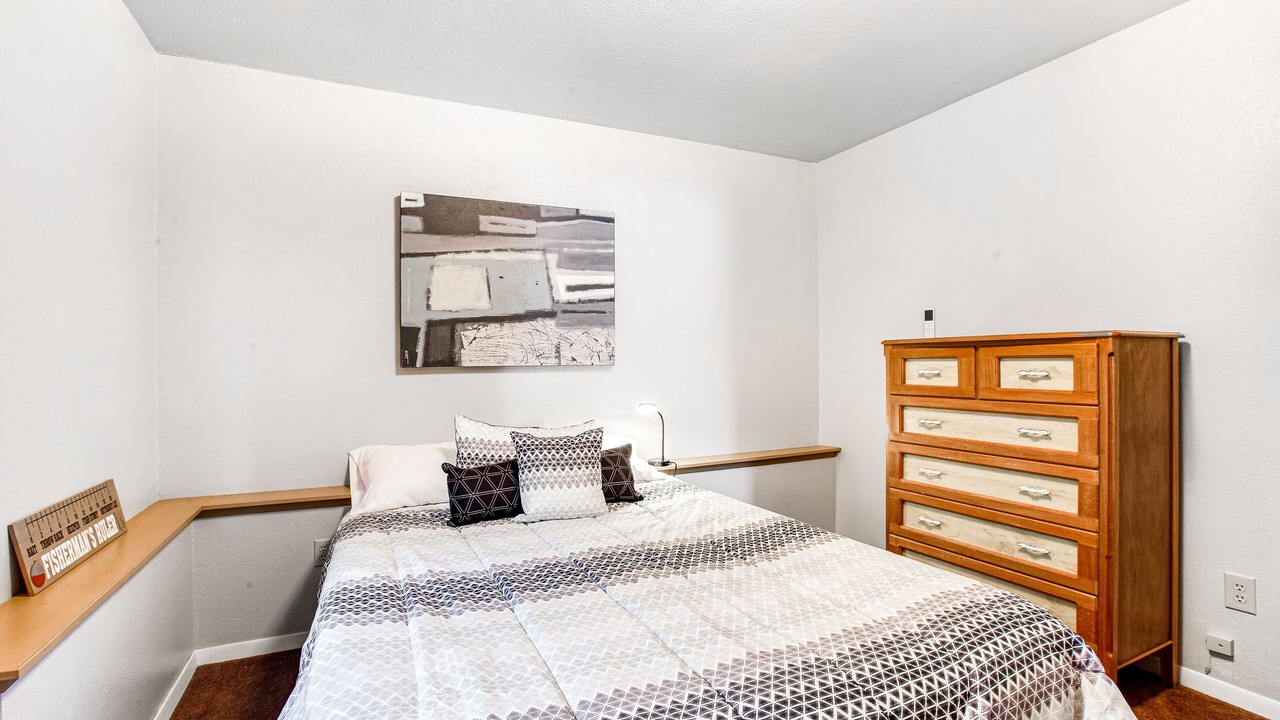 Photo of Others in Grapeview