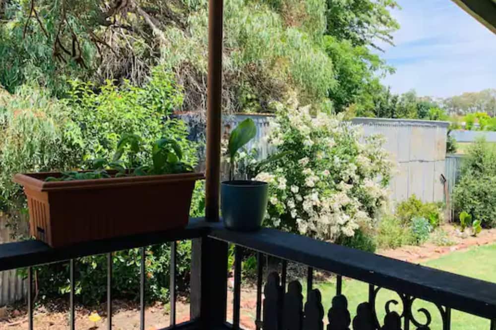 Photo of Patio Balcony in Chiltern