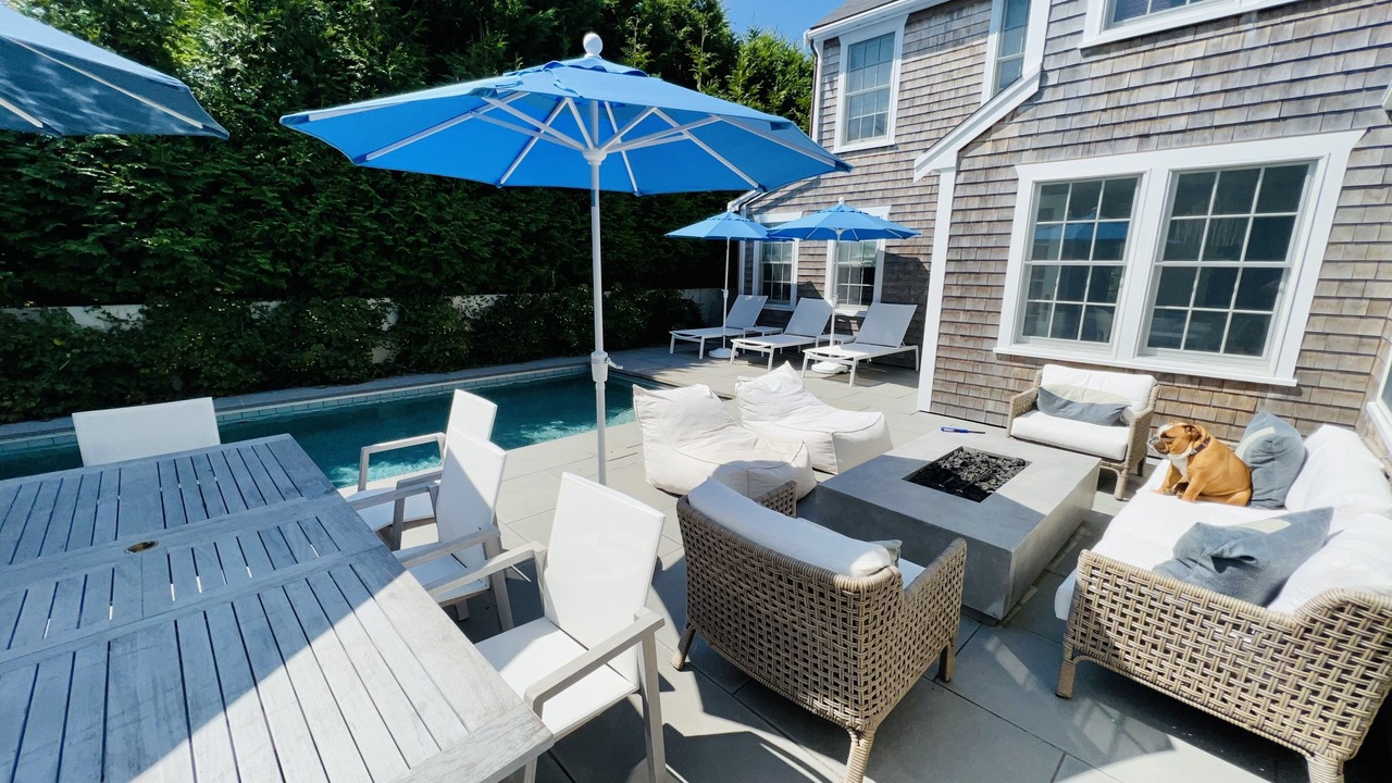 Photo of Patio Balcony in West of Town