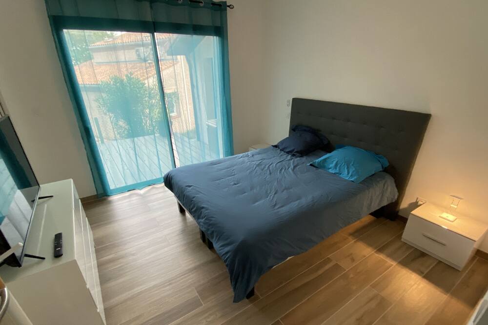 Photo of Bedroom in Aussonne
