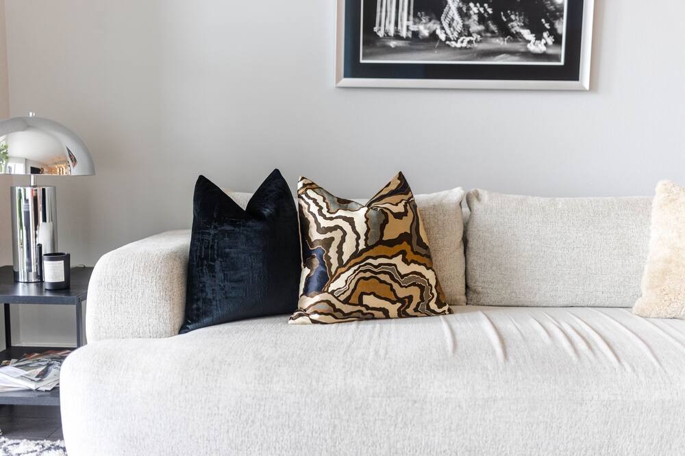 Photo of Livingroom in Knox - Henderson