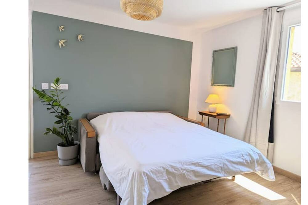 Photo of Bedroom in Lesperon