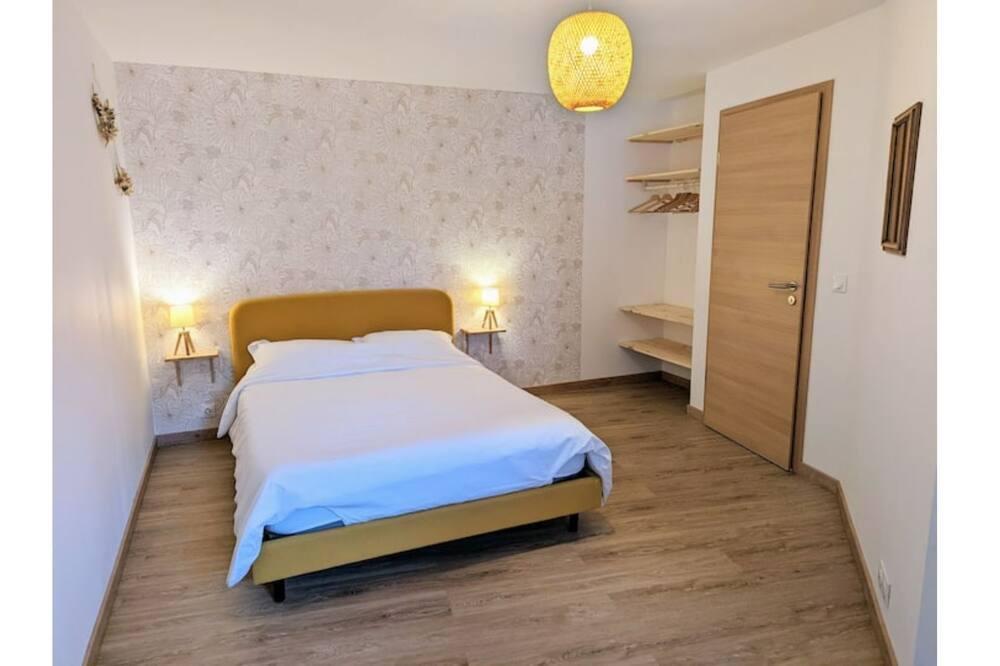 Photo of Bedroom in Lesperon