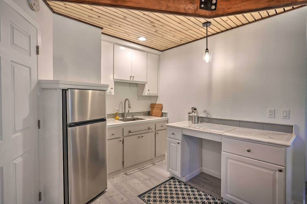 Photo of Kitchen in Apple Hill