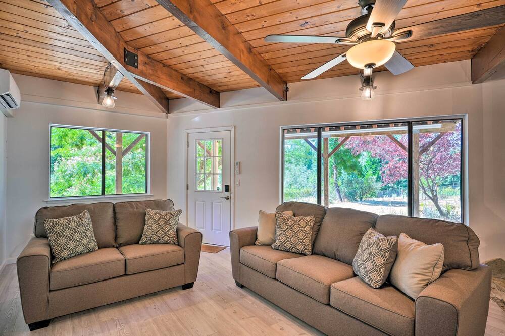 Photo of Bedroom in Apple Hill