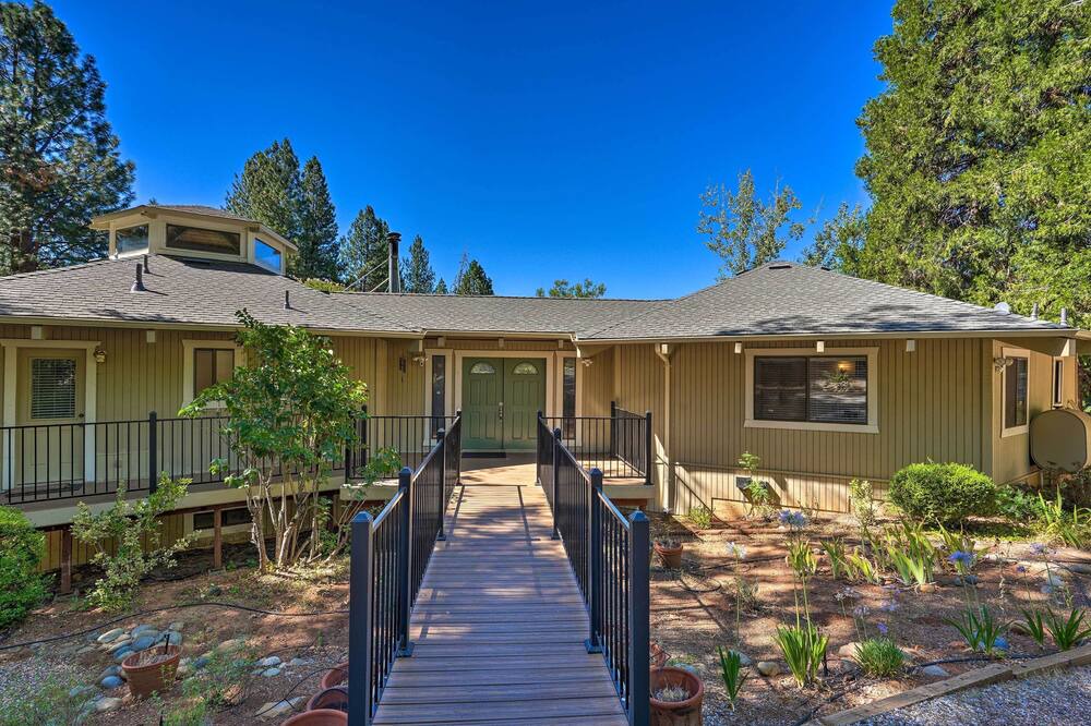 Photo of Outdoor in Apple Hill