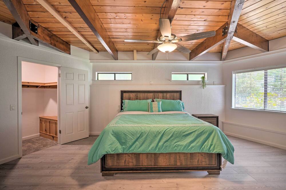 Photo of Bedroom in Apple Hill