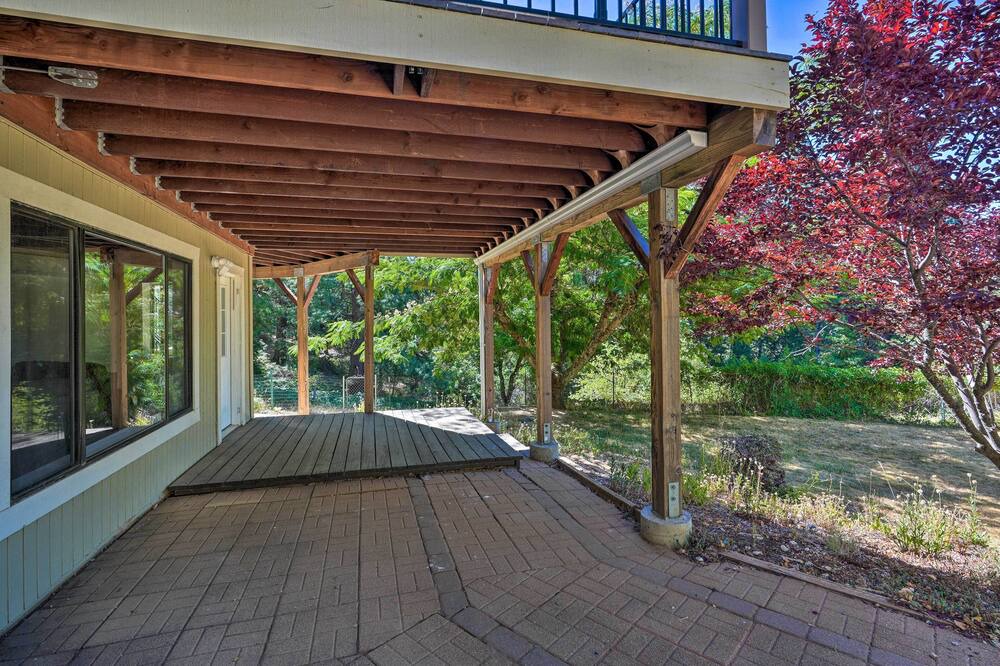 Photo of Outdoor in Apple Hill