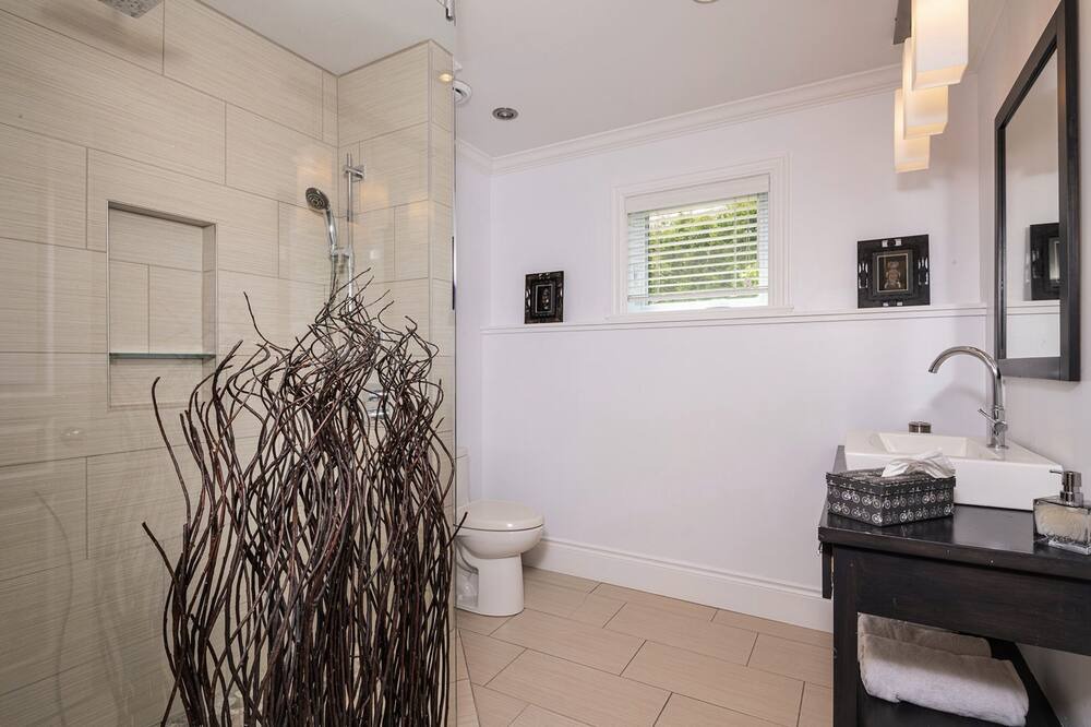 Photo of Bathroom in Cap-a-l'Aigle