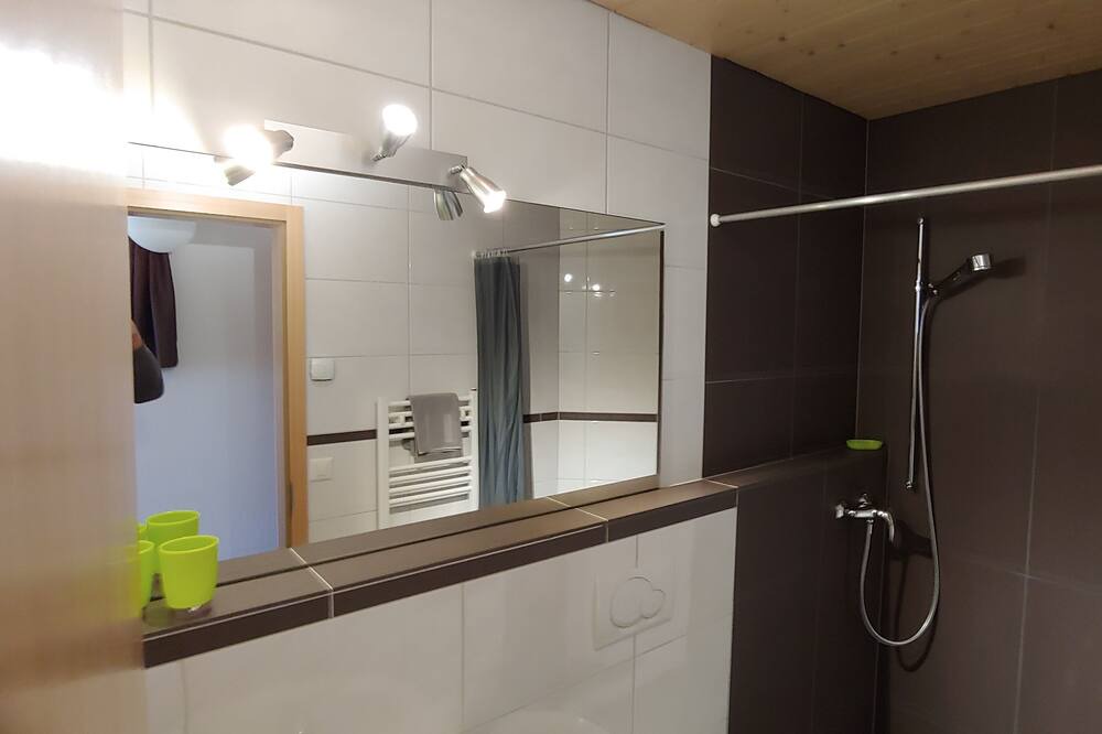 Photo of Bathroom in Wiler