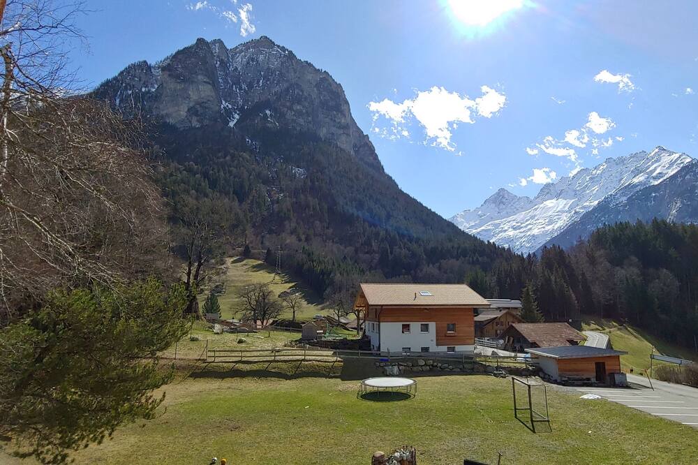 Photo of Outdoor in Wiler