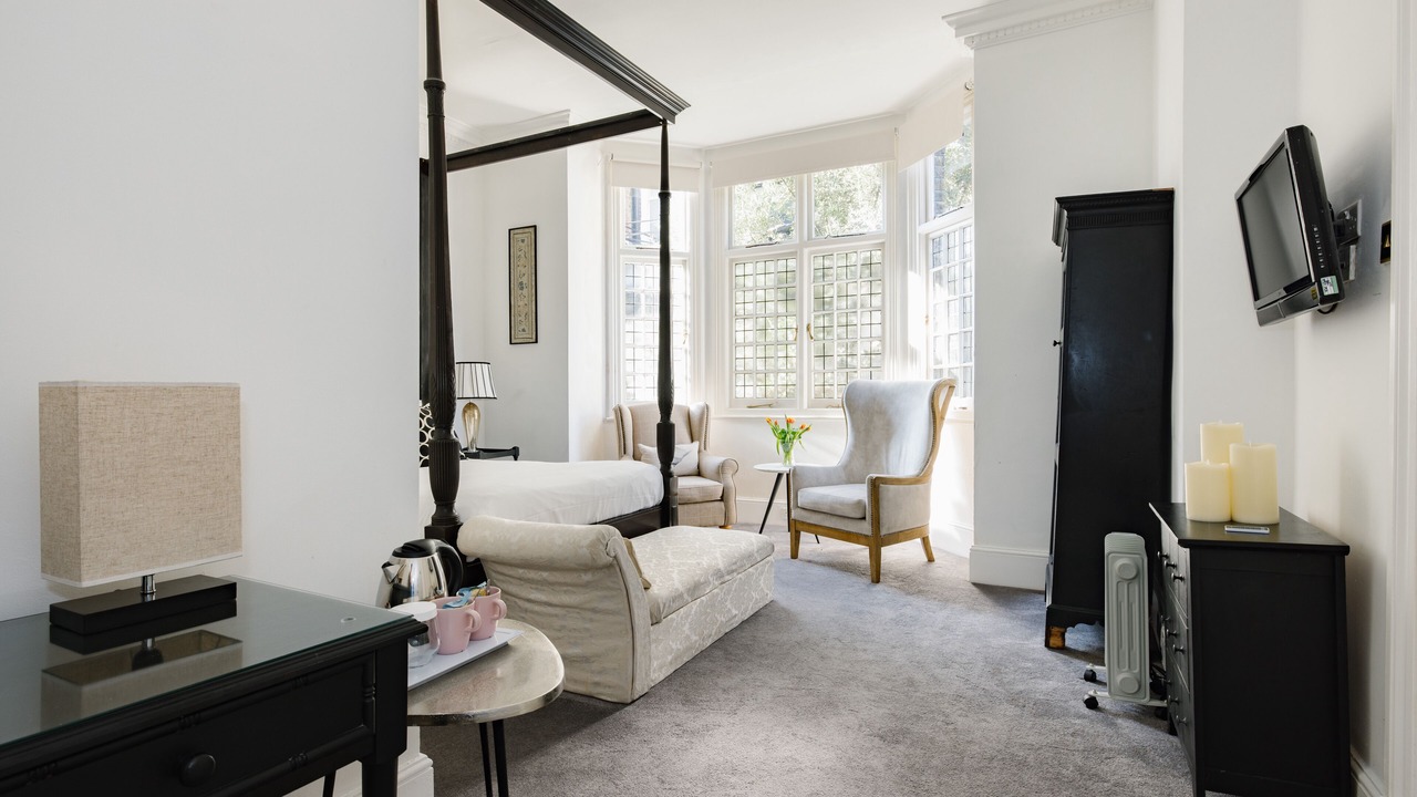 Photo of Bedroom in Pembridge