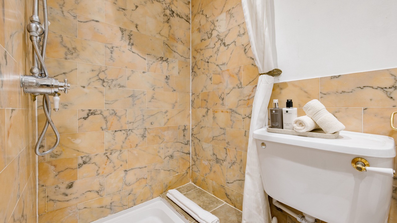 Photo of Bathroom in Pembridge