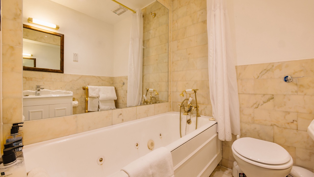 Photo of Others in Pembridge