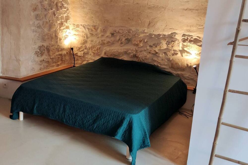 Photo of Bedroom in Saint-Hippolyte-du-Fort