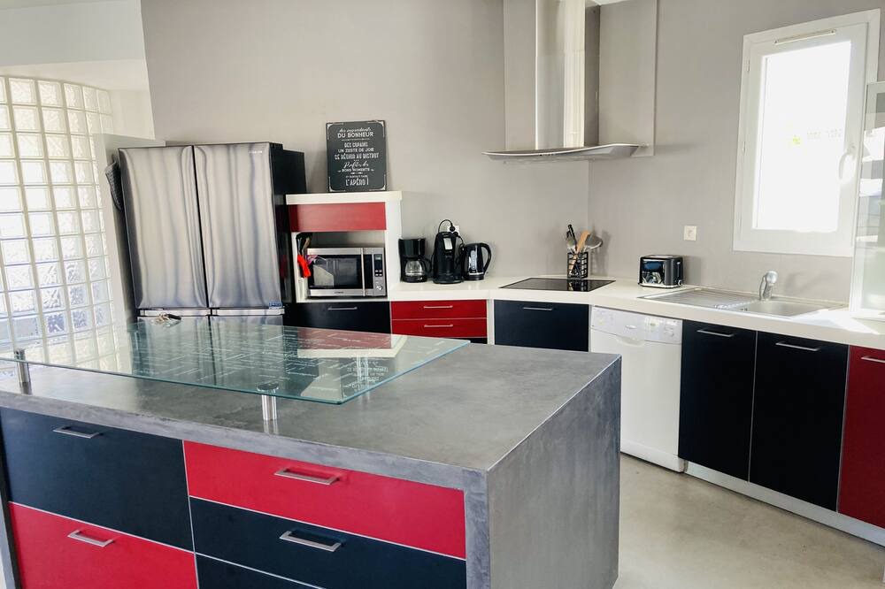 Photo of Kitchen in Aigues-Mortes