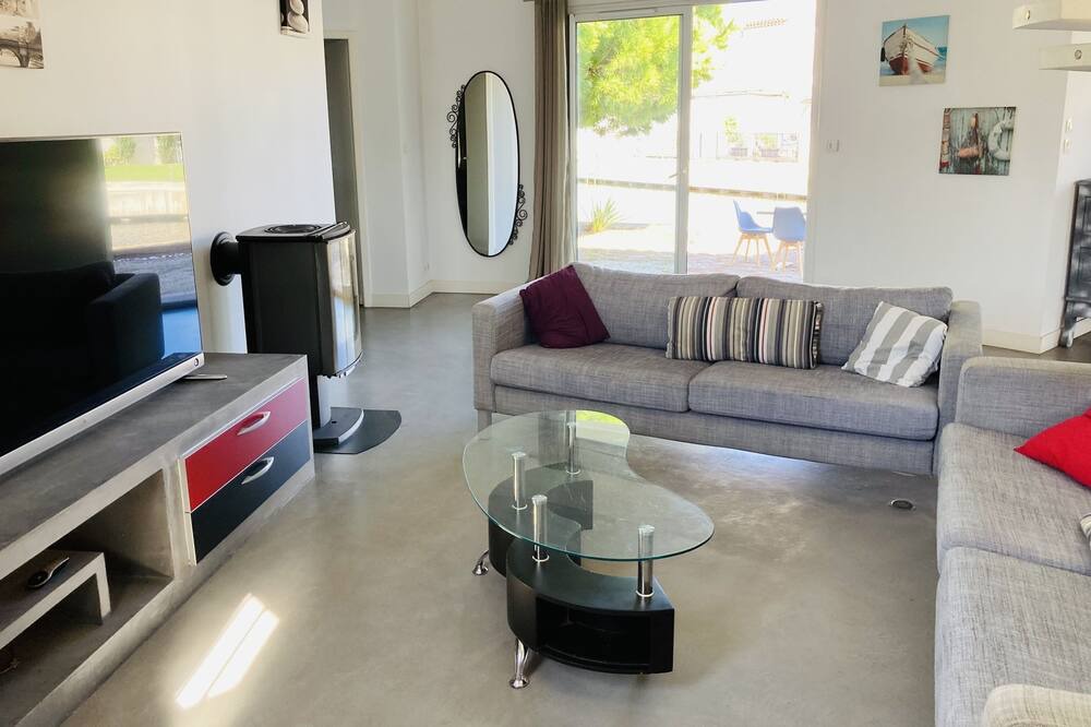 Photo of Livingroom in Aigues-Mortes