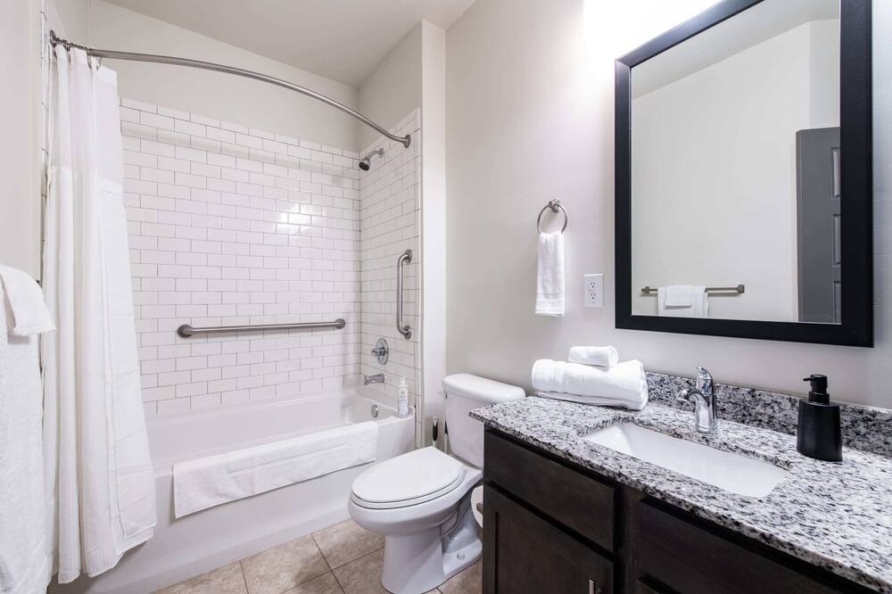 Photo of Bathroom in Hurstbourne