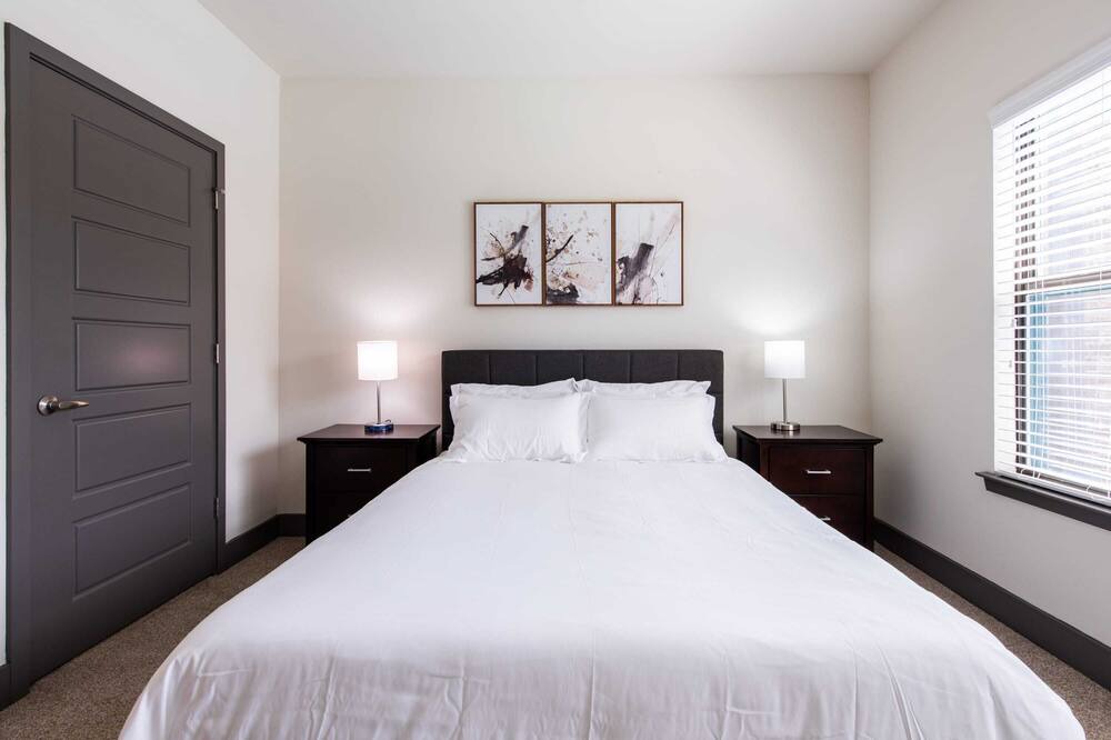 Photo of Bedroom in Hurstbourne
