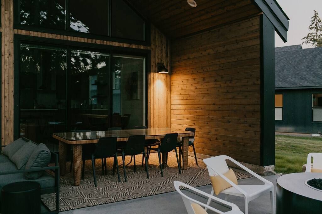 Photo of Outdoor in Roslyn