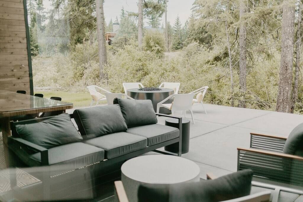 Photo of Outdoor in Roslyn