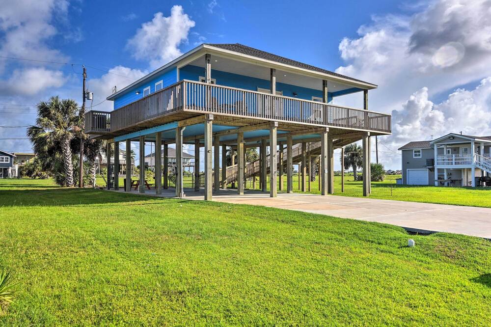 Photo of Outdoor in Pirates Beach