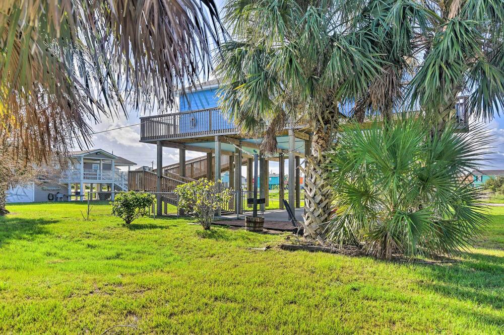 Photo of Outdoor in Pirates Beach