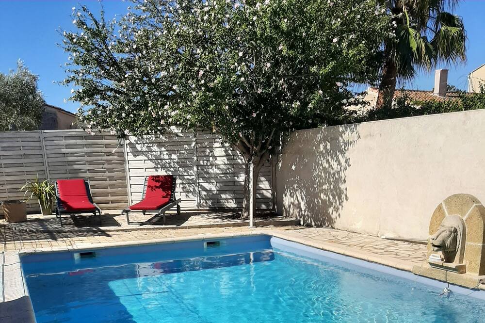 Photo of Outdoor in Saint-Nazaire-de-Pezan