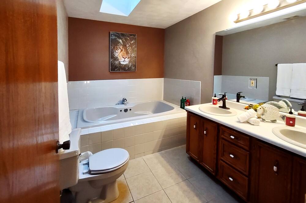Photo of Bedroom in Loves Park